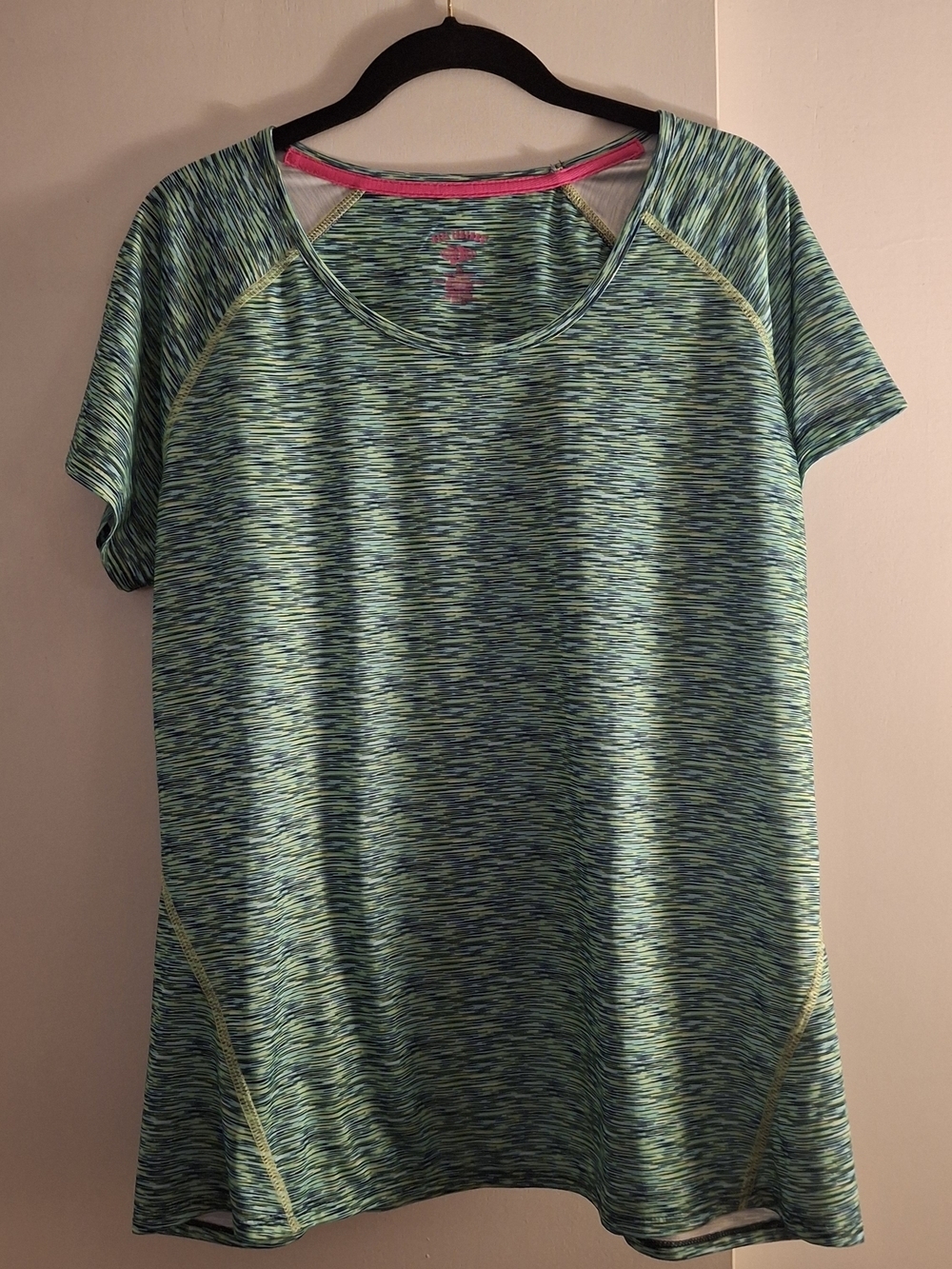 Reel Legends Women's Green Space-Dye Short Sleeve Active Tee